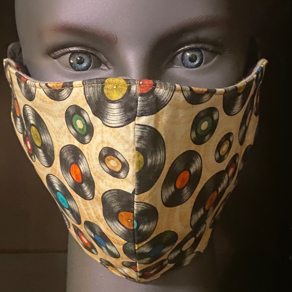 BRAND NEW CUSTOM MADE FACE MASK CAN BE WASHED